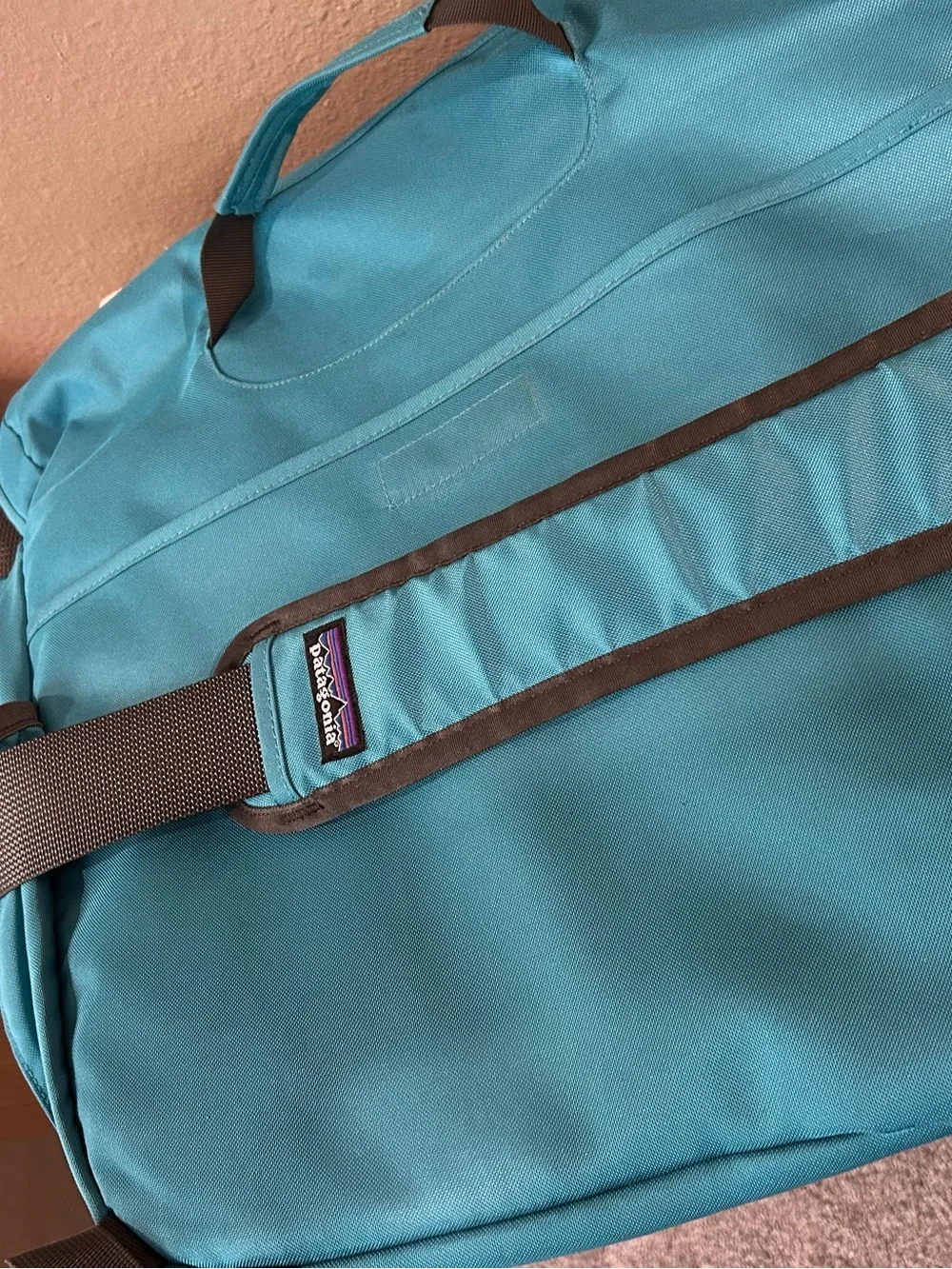 Patagonia Teal Messenger Bag with Reflective Trim